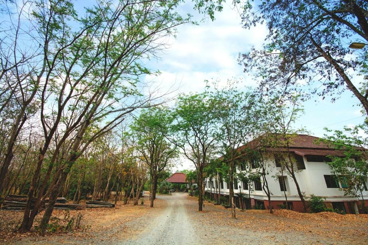 Tak Andaman Resort & Hotel Exterior foto